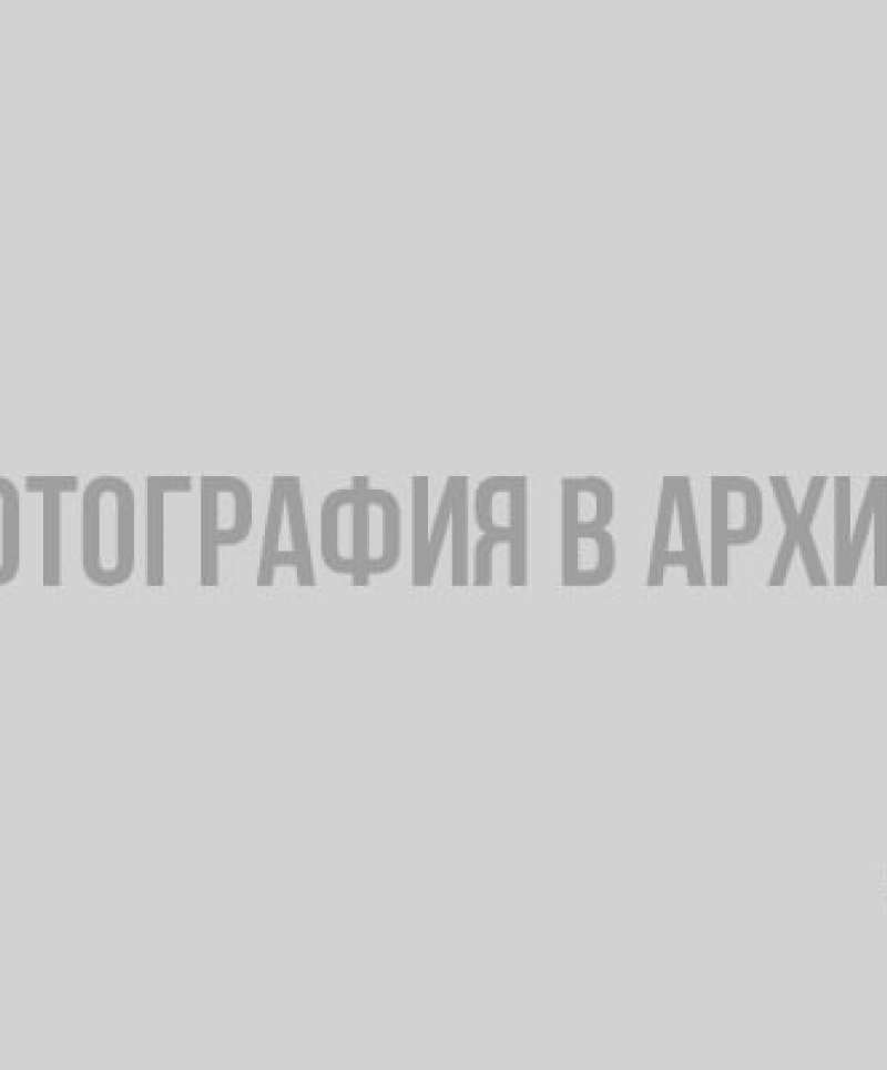 Улицы Бугров и Мурино превращаются в настоящий каток