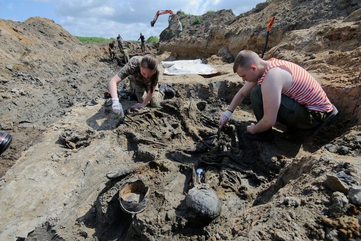 Поисковики Останки более 80 тысяч солдат нашли в Ленобласти за последние 35 лет - Также поисковики обнаружили 1076 смертных медальонов.