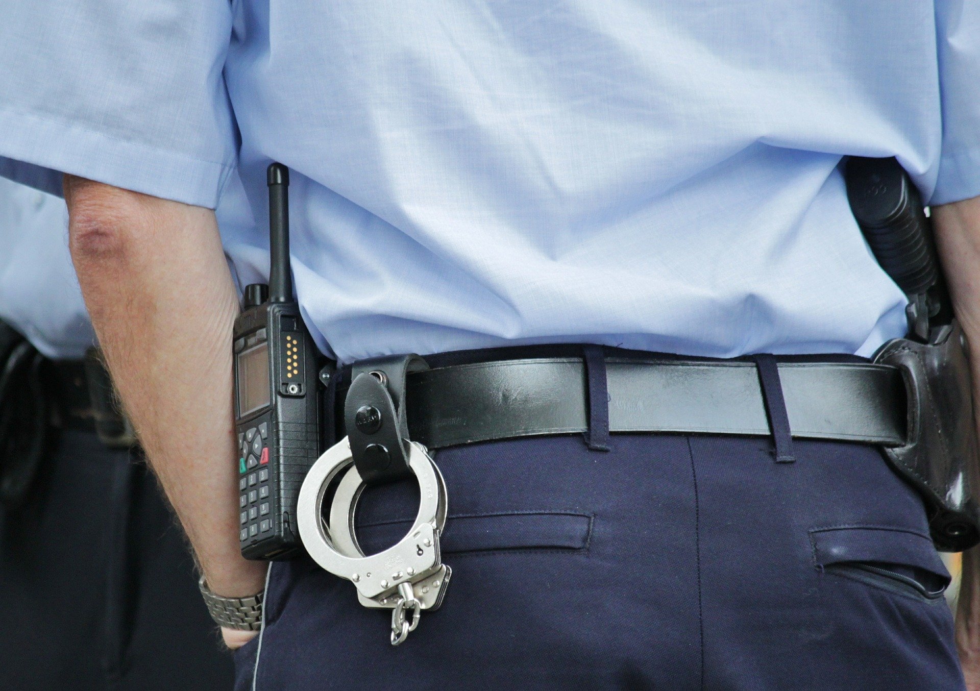 police-gc604f27e3_1920