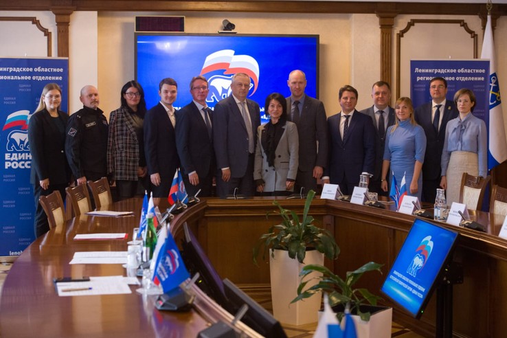 Дрозденко и члены Едра
