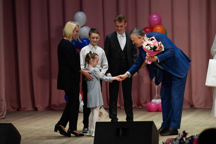 многодетные и почетные семьи