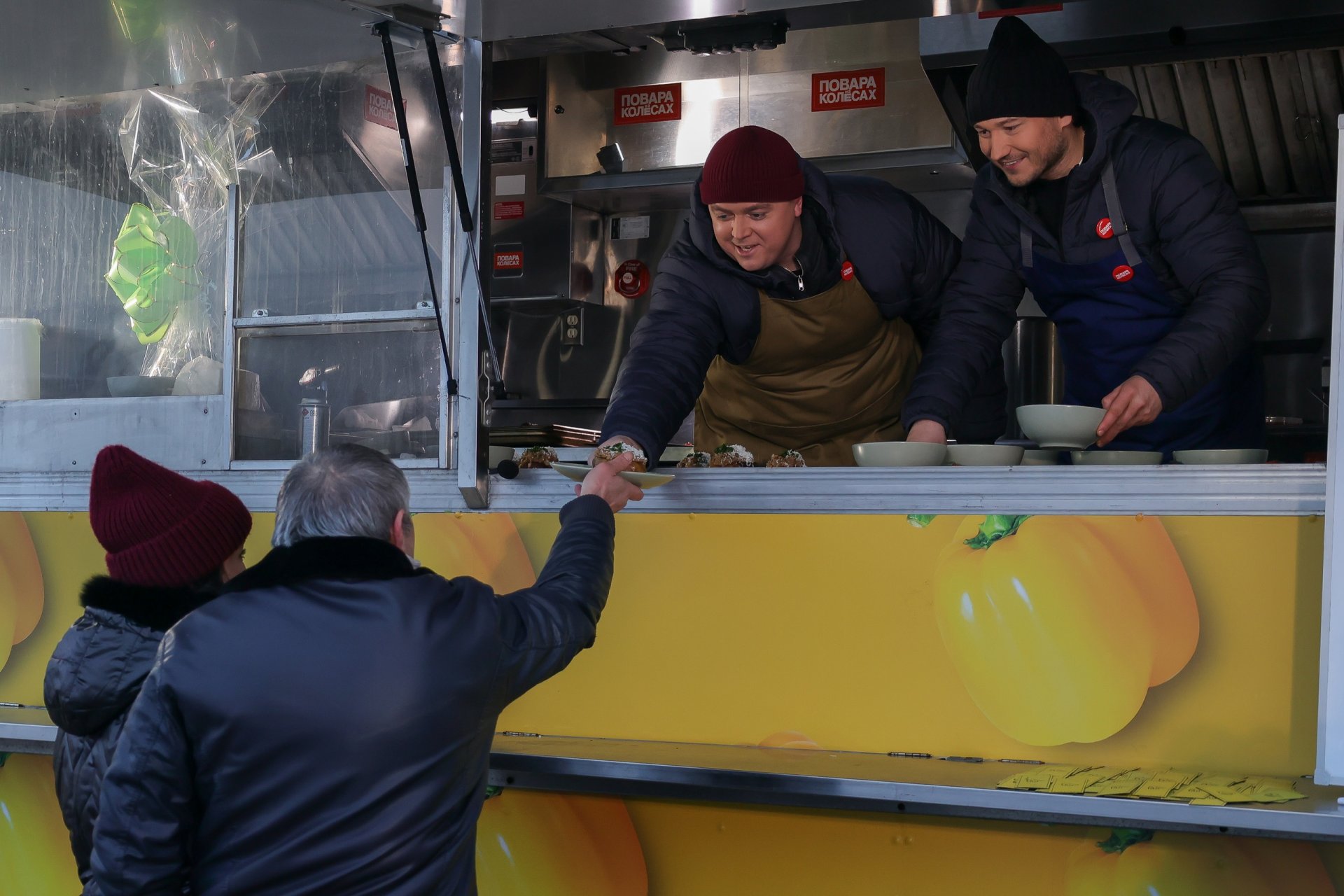 В Выборге прошли съемки кулинарного шоу «Повар на колесах» - В эфир Первого канала программа выйдет в середине февраля.