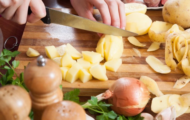 Доктор Мясников рассказал, как готовить картофель для сохранения максимальной пользы