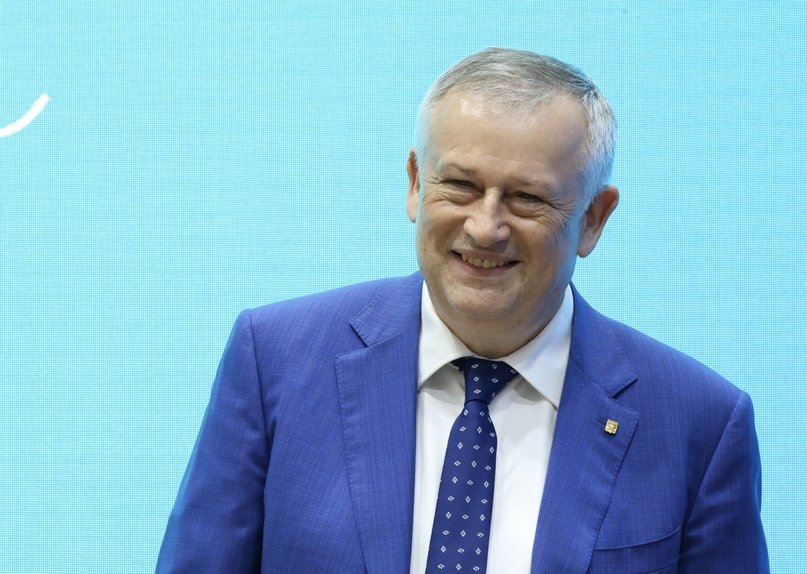 20 января пройдет традиционная «прямая линия» с Александром Дрозденко - Для ответов также приглашены главы районных администраций.