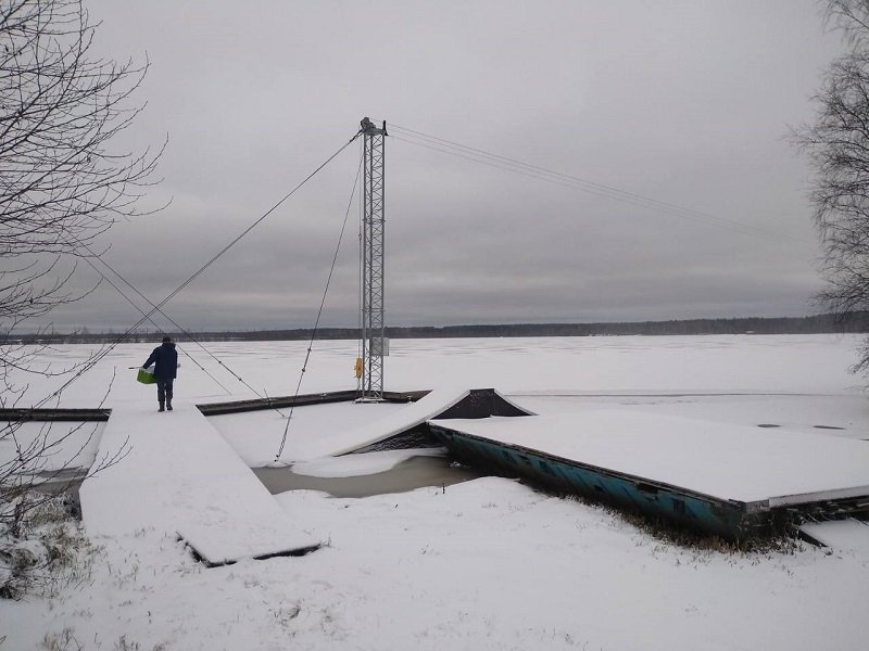 Университет Лесгафта обяжут убрать незаконные пирсы с озера Курголовское - Комитет Госэконадзора добивается принудительного исполнения судебного решения, обязывающего Универси