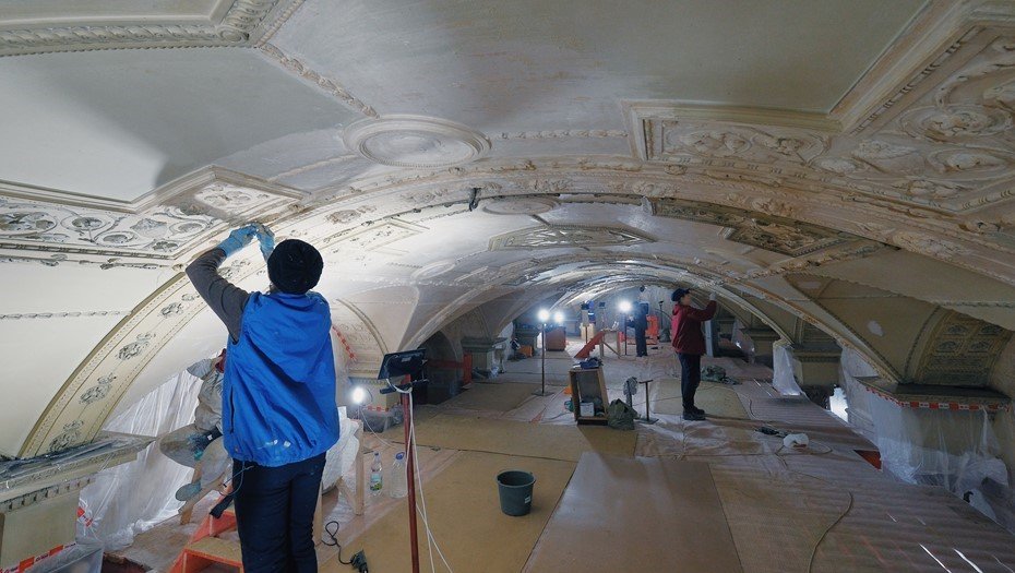 В Петербурге приступили к работам по восстановлению исторической крыши Дома Радио - Строители приступили к восстановлению исторической крыши Дома Радио на углу Малой Садовой и Итальянс