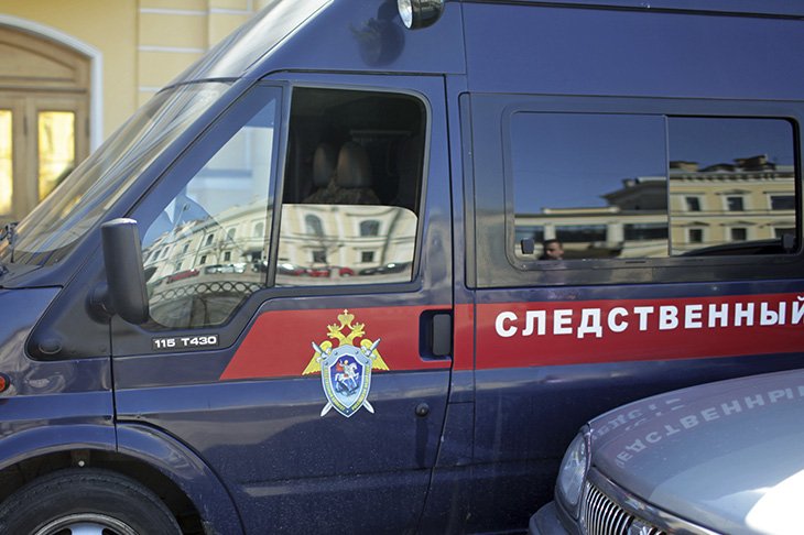В Петербурге завели уголовное дело против справившей нужду у Казанского собора девушки - Сама фигурантка дела заявила, что видео с ее участием было смонтировано.
