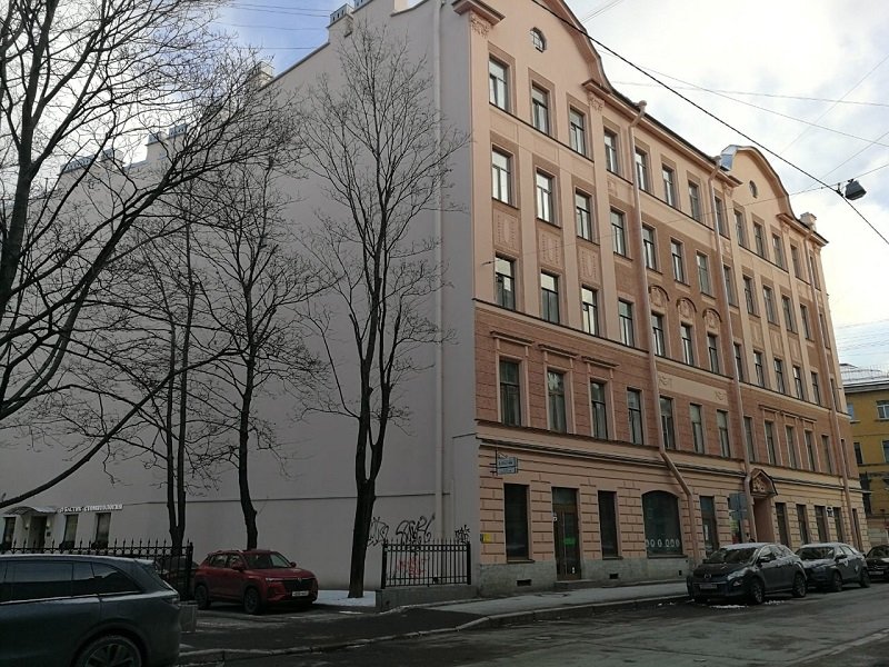 Вандалы расписали отреставрированный объект культурного наследия в Петербурге - На Разъезжей улице в Санкт-Петербурге вандалы разрисовали граффити Дом Э.П. Дубровича – объект культ