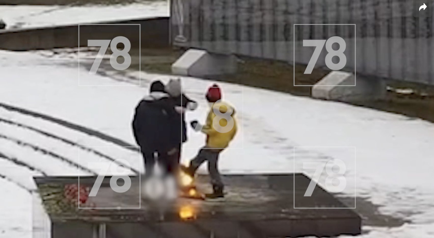 В Кингисеппе дети трижды потушили Вечный огонь: власти призывают родителей к бдительности - А следственный комитет напомнил об уголовной ответственности.