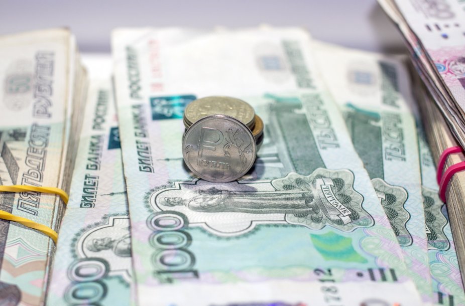 Росстат подсчитал, сколько денег нужно российским семьям для самого необходимого - Согласно данным ведомствам, чтобы обеспечить базовый набор потребностей, семьям необходимо более 70 