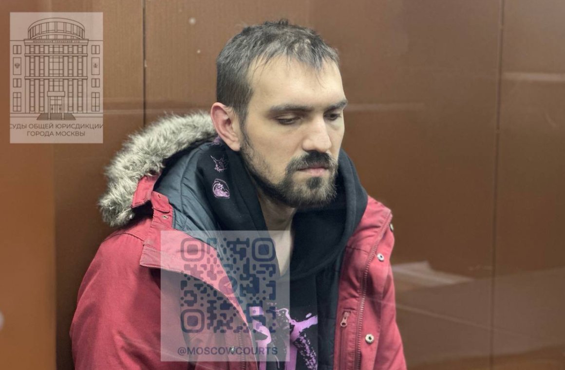 Суд отправил комика Останина под арест за шутки о ветеране СВО с инвалидностью - Ближайшие два месяца стендапер проведет в СИЗО.
