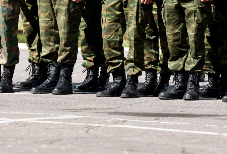 Из украинского плена спасли бойца, пропавшего без вести прошлым летом - Весть о том, что боец жив, его жене передали волонтеры. Сразу после началась активная работа по возв