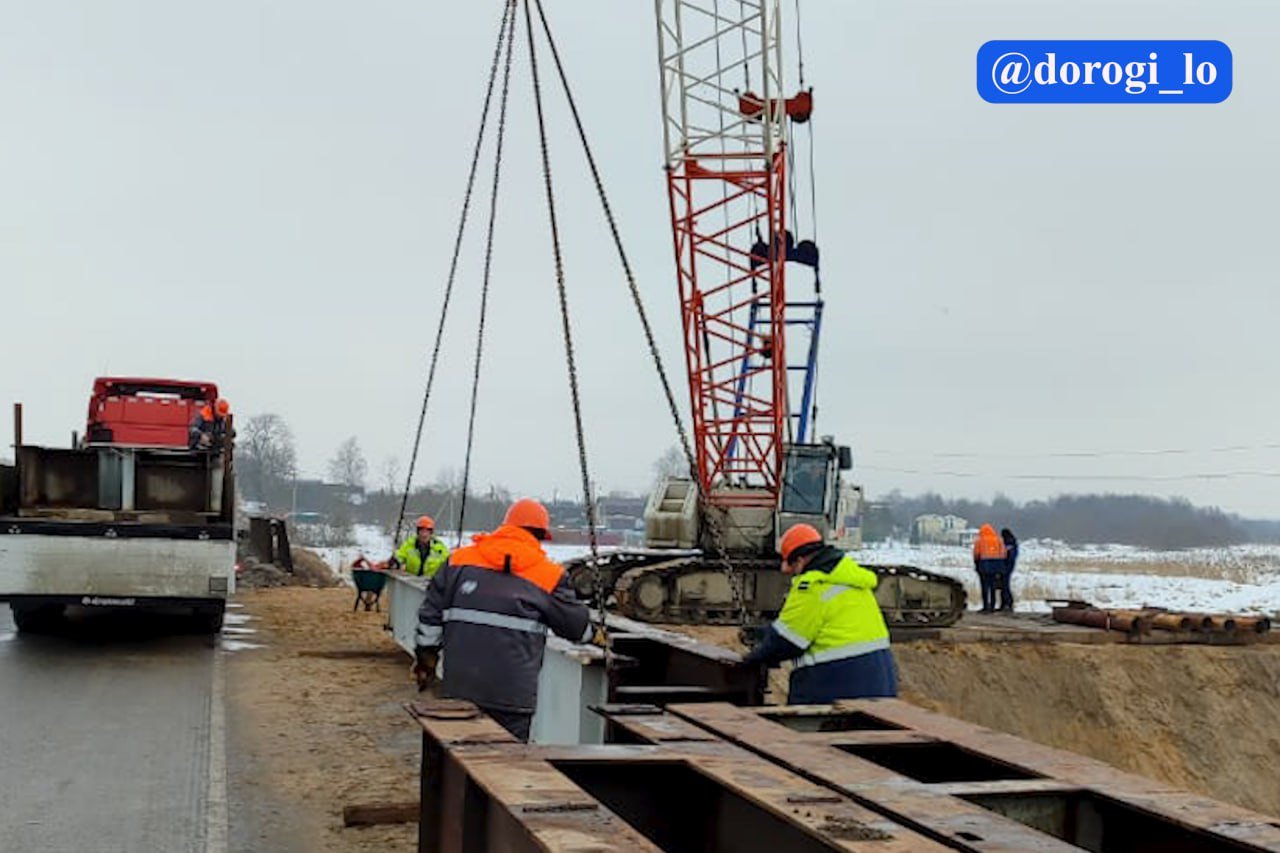 В Гатчинском округе стартовал капитальный ремонт моста через Ижору - На время ремонта движение будет организовано по временной объездной дороге и мосту рядом с существую