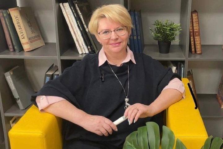 В Ленобласти определили лучшего педагога, который представит регион на финальном этапе конкурса "Мастер года" - Им стала Ольга Акимова из Всеволожского агропромышленного техникума.