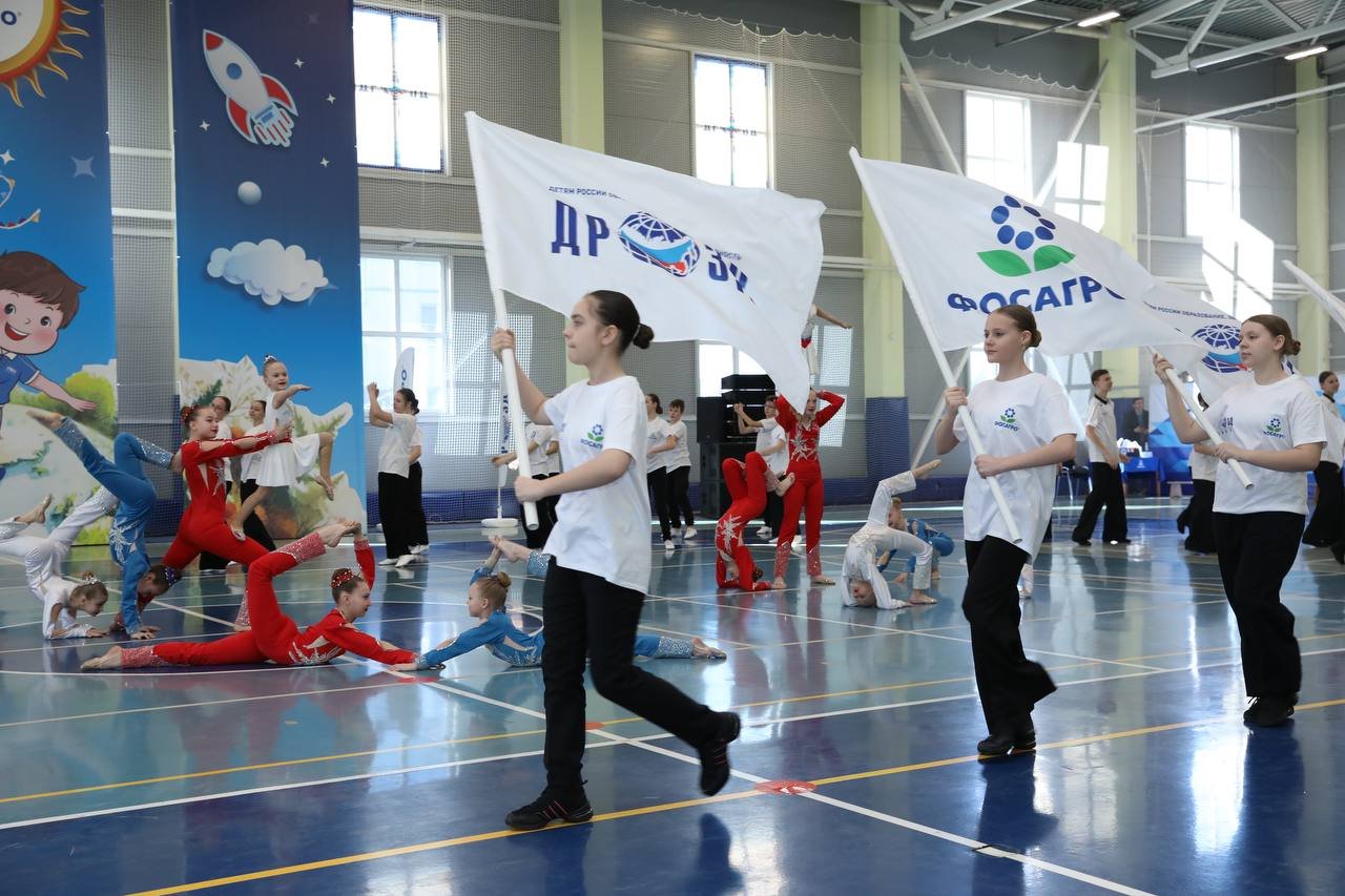 Фото: пресс-служба ВФ АО «Апатит» Фестиваль ДРОЗД шагает по Ленобласти - В Ленинградской области проходит Межрегиональный физкультурно-образовательный фестиваль «Детям Росси