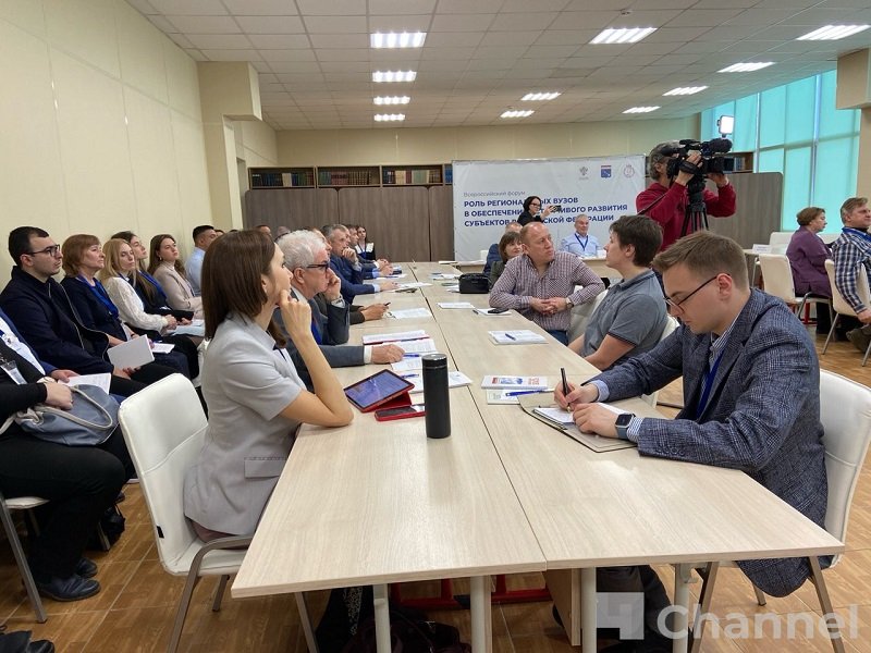 В Гатчине обсуждают роль региональных вузов в развитии России - В Гатчине обсуждают роль региональных вузов в развитии российских территорий. Форум, посвященный уст