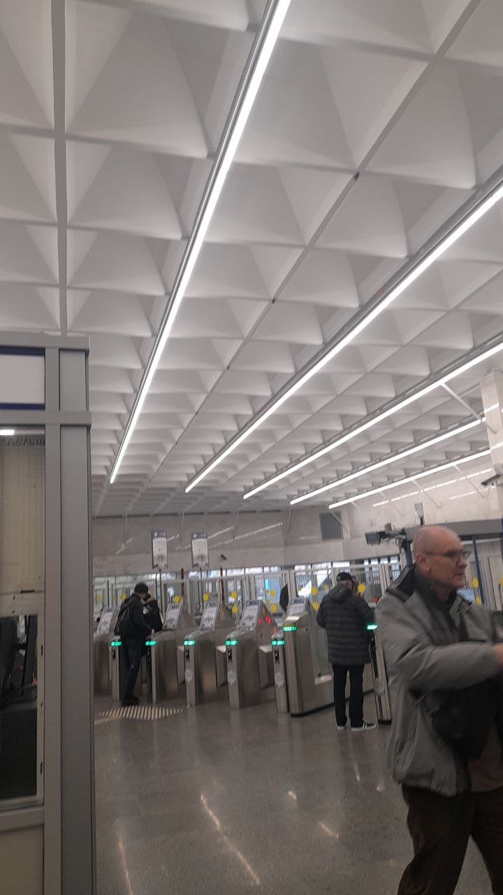 Как выглядит станция метро "Удельная" после капитального ремонта - фото - Станция стала доступна для пассажиров в четверг, 25 апреля, в 5:30. Читатели ivbg делятся снимками п