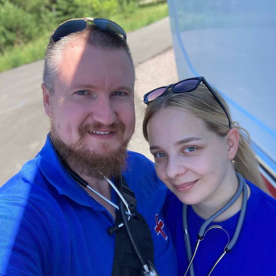 В Ленобласти женщина родила пятого ребенка в автомобиле скорой помощи - Бригада скорой помощи из Токсово Всеволожского района приняла роды в машине на Кольцевой автодороге.