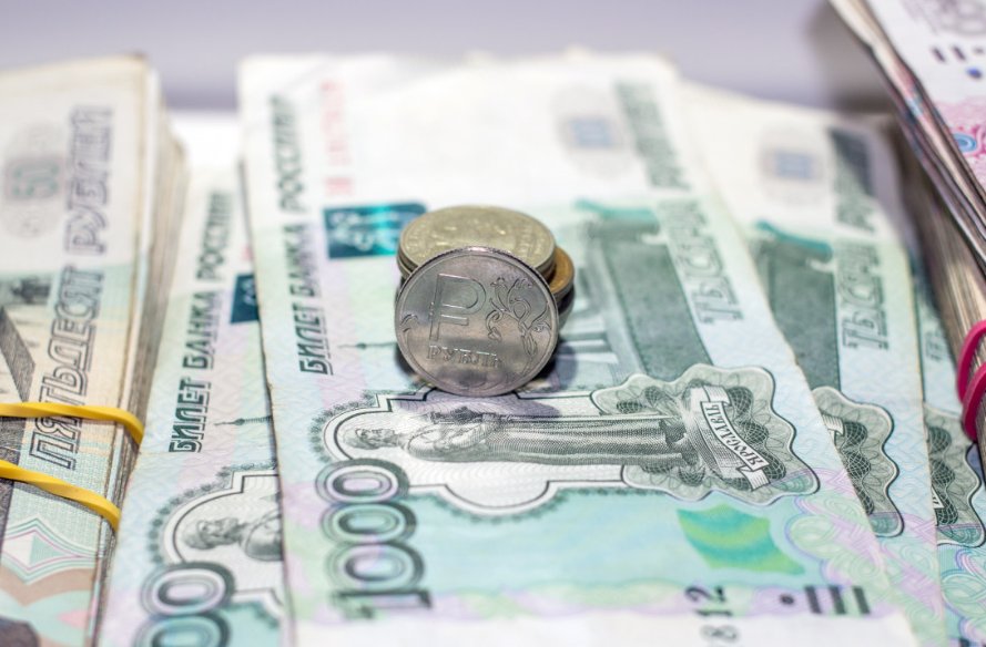Что такое срочная пенсионная выплата и кто ее может получать: разъяснения эксперта - Главное отличие этой выплаты в том, что она предоставляется в течение определенного периода времени,