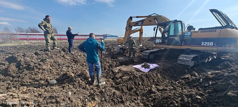Сброс строительных отходов пресекли во Всеволожском районе - На территории возле жилого массива в Янино-1 Всеволожского района незаконно размещали строительные о