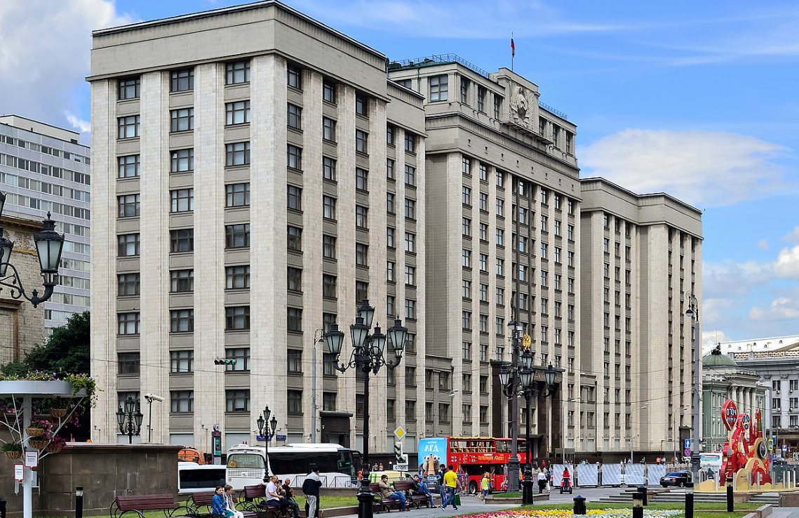 В России запретили навязывать покупателям автоматическое приобретение допуслуг - Соответствующий законопроект принят Госдумой 1 апреля.