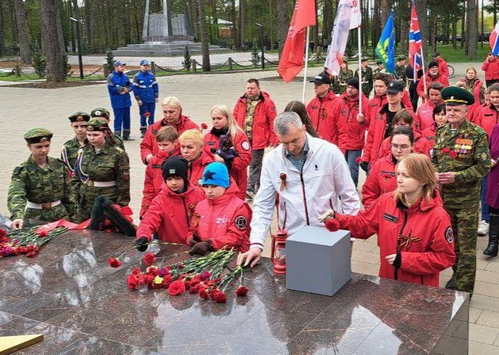 В Кингисеппе проходит автопробег «Огонь Памяти» - Общий маршрут автопробега, посвященного 80-летию Победы, составит в этом году свыше 2,5 тыс. километ