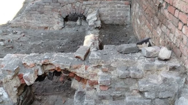 В Выборге археологи обнаружили древние своды в руинах Кафедрального собора - Своды были обнаружены во время укрепления фундамента здания.