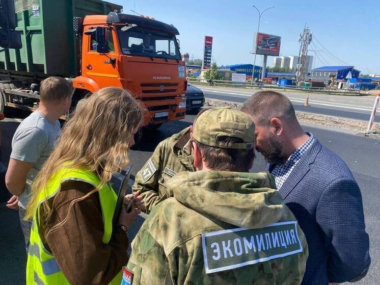 Экомилиция изъяла транспорт у перевозчика отходов под Всеволожском - Самосвал был изъят и помещен на специальную стоянку.
