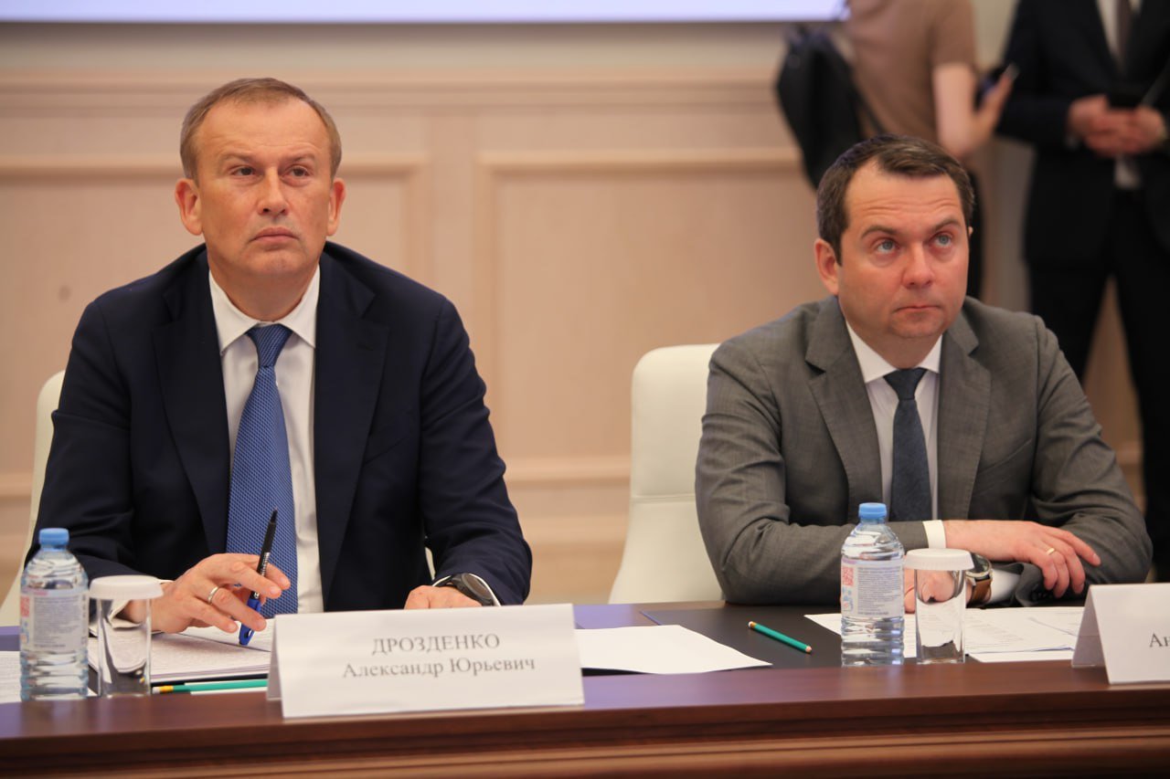 Александр Дрозденко: порт Усть-Луга нарастит мощности по перевалке на более чем 50 млн тонн - Губернатор Ленобласти принял участие в заседании Морской коллегии под председательством Николая Патр