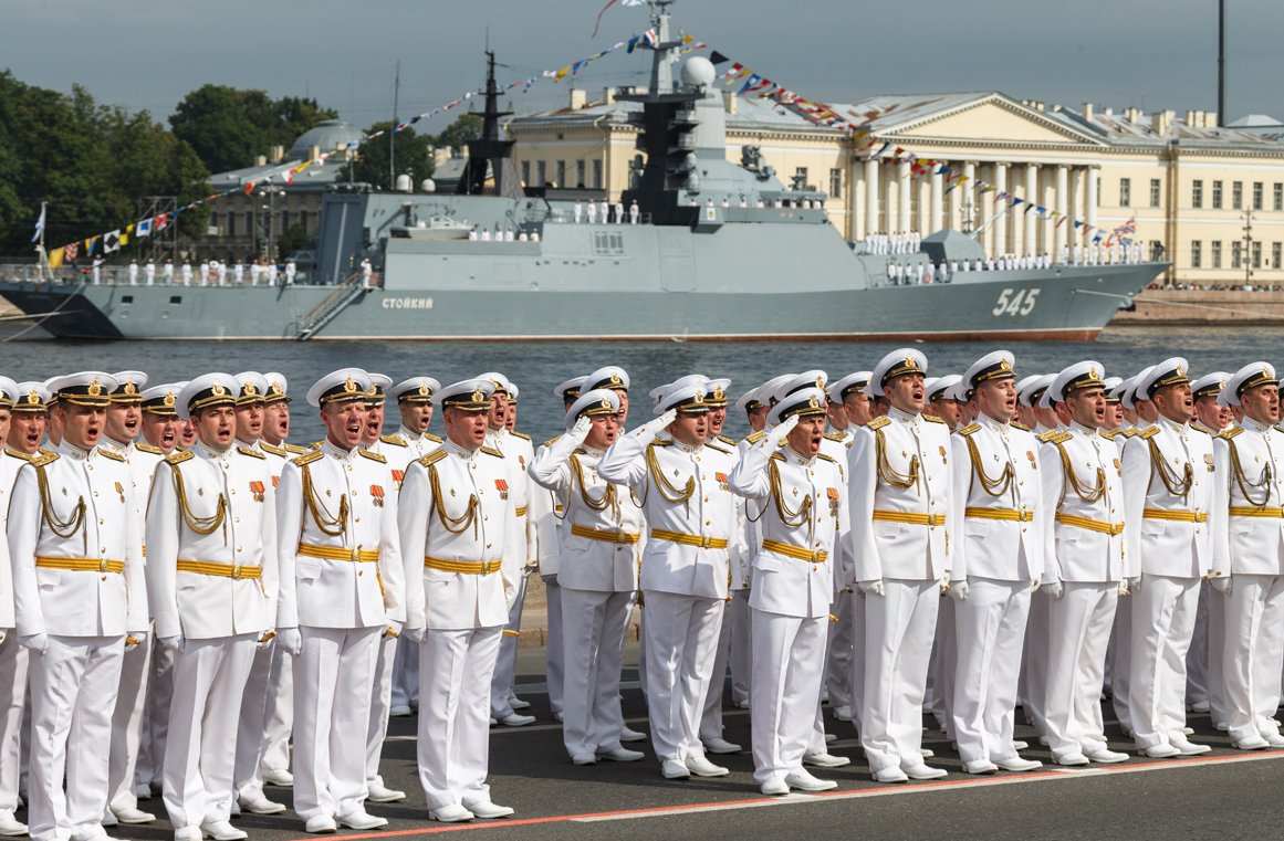 День ВМФ в Петербурге пройдет без парада и салюта - В Петербурге отменили Военно-морской парад в этом году.