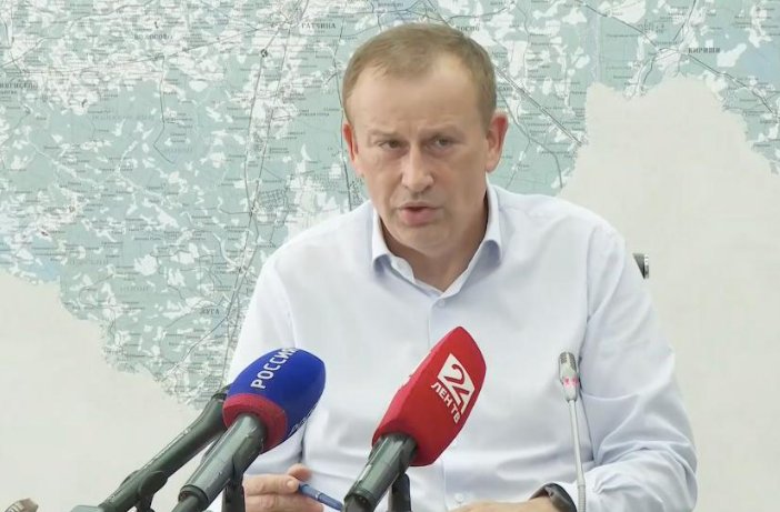 Глава Ленобласти пообещал решить вопрос с дискриминацией абитуриентов из региона при поступлении в колледжи Петербурга - Губернатор подчеркнул, что Петербург и Ленобласть - единая агломерация. Подобные ситуации неприемлем