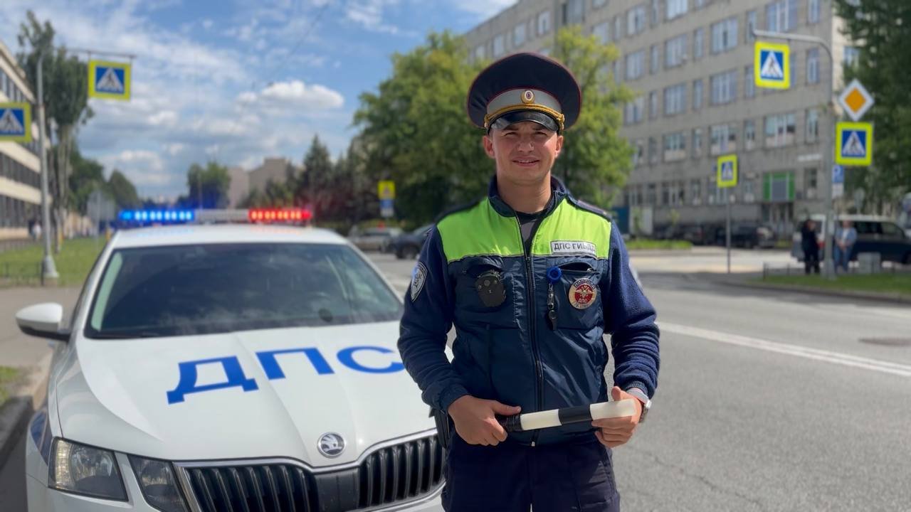 Госавтоинспекция Ленобласти перечислила нюансы поездок на машине в жару - Высокая температура может привести к усталости и снижению концентрации, что увеличивает риск ДТП.