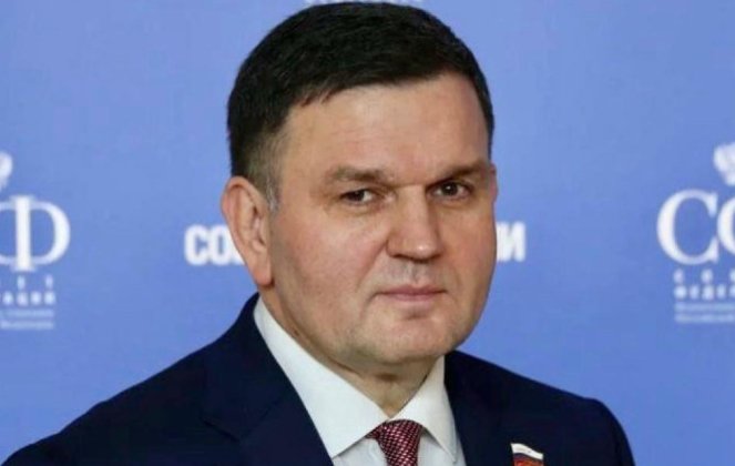 Сергей Перминов: комфорт жителей Ленобласти — приоритет губернатора и его команды - Три новых микроавтобуса поступили в распоряжение регионального юридического бюро Ленинградской облас