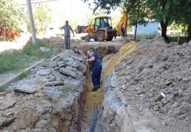 Ленинградские специалисты устранили 11 повреждений водопровода в Донецке за неделю - Специалисты «Леноблводоканала» оперативно ликвидировали аварии на водопроводных сетях Донецка, обесп