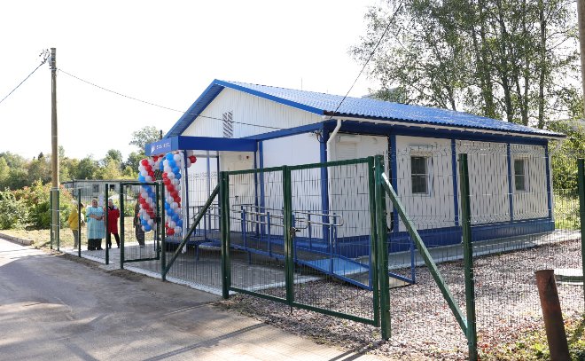 В поселке Тарасово начал работу новый ФАП - В рамках национальных проектов «Здравоохранение» и «Продолжительная и активная жизнь» в поселке Тара
