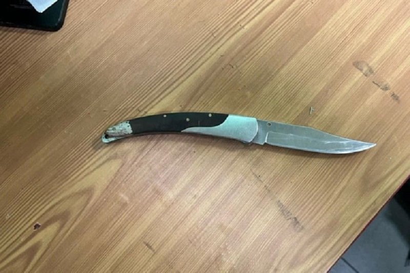 Подросток из Ленобласти вступился за девушку и получил удар ножом в Петербурге - На перекрестке Невского проспекта и улицы Думской в Санкт-Петербурге 35-летний пьяный местный житель