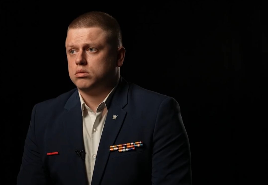 "Дадим слово Героям!": известный блогер о том, почему ушёл на СВО и как спасал раненых - Интервьюером седьмой серии третьего сезона проекта «Дадим слово Героям!» стал Игорь Шумилин, который