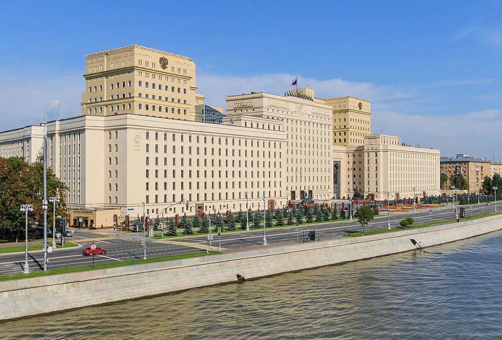 Минобороны РФ ответило на обвинения Польши в нарушении границы дронами - В российском оборонном ведомстве заявили, что удары по объектам на территории Польши не планировалис