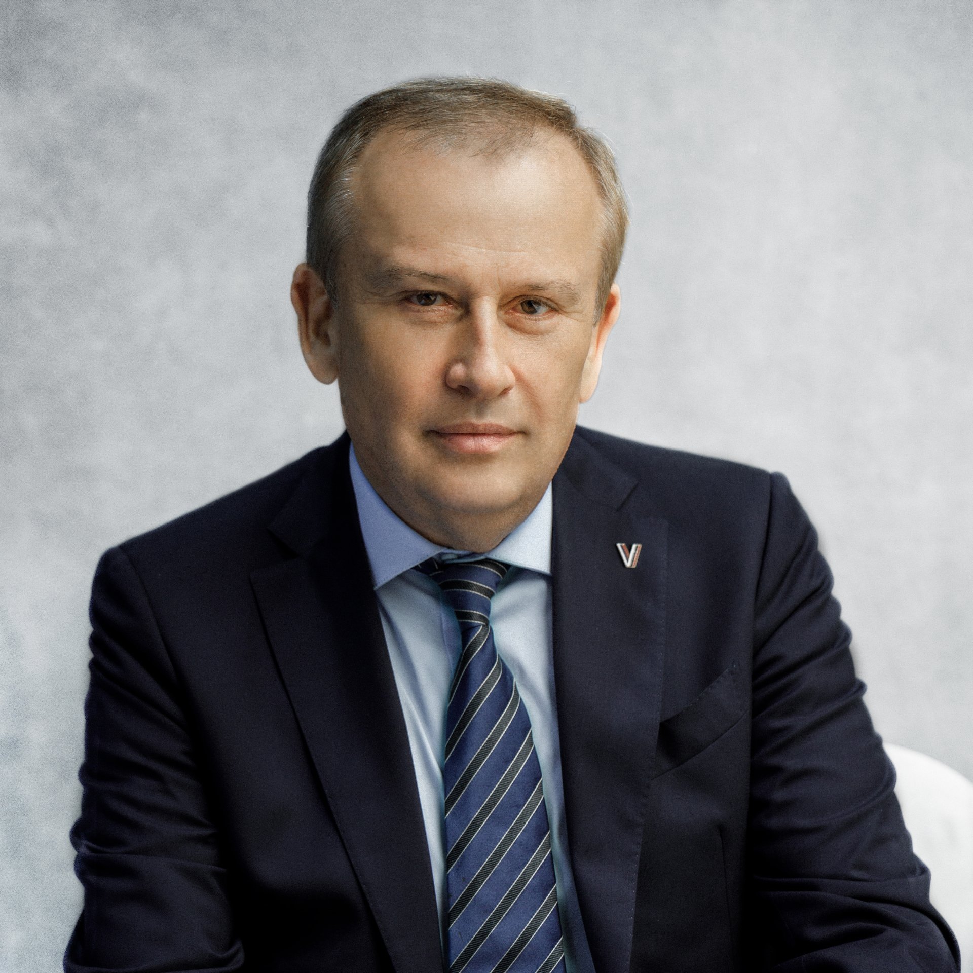Выборы губернатора Ленобласти: что нужно знать о голосовании и кандидатах в 2025 году - В сентябре 2025 года, с 12 по 14 число, пройдут выборы губернатора Ленинградской области. В этот пер