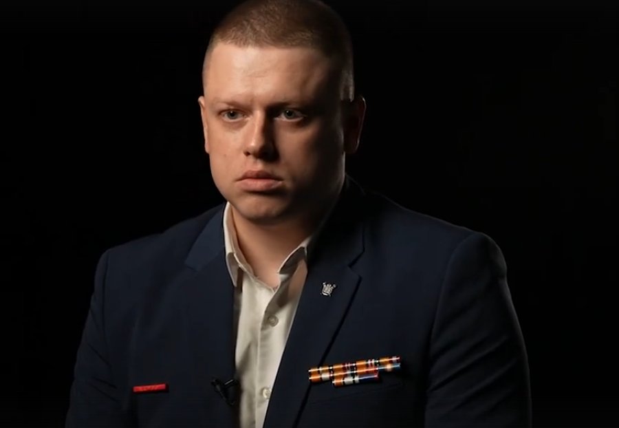 "Дадим слово Героям!": известный блогер о том, почему ушёл на СВО и как спасал раненых - Интервьюером седьмой серии третьего сезона проекта «Дадим слово Героям!» стал Игорь Шумилин, который