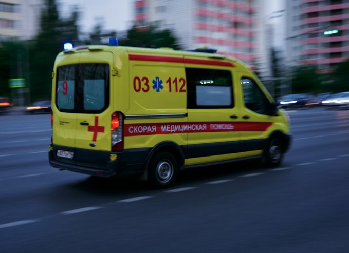 Первоклассница оказалась в реанимации после наезда иномарки в Шушарах: виновник сбежал с места ДТП - Сейчас ребенок находится в тяжелом состоянии. Мужчина, сбивший девочку, уже задержан.