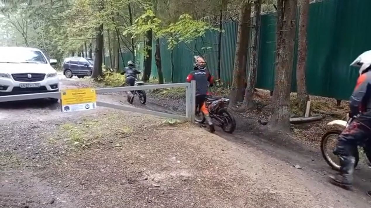 Нарушителей на мотоциклах ловили в природном парке «Токсовский» - В природном парке «Токсовский» Ленинградской области в минувшие выходные прошли инспекторские рейды 