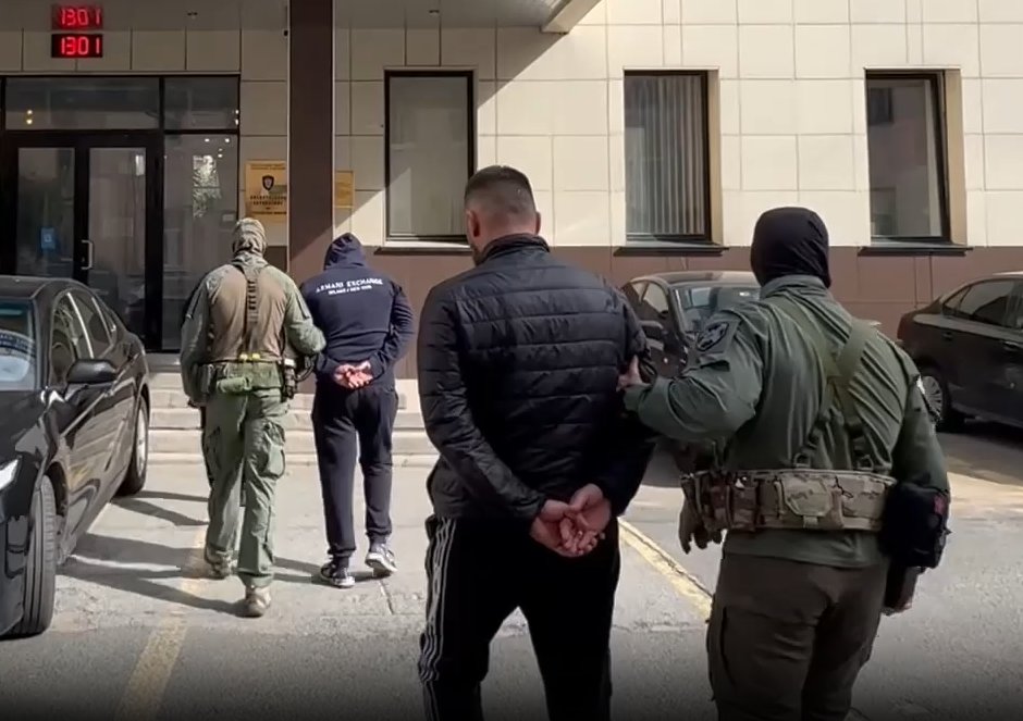 Суд арестовал троих лжеконтрактников, незаконно получавших денежные выплаты - По версии следствия, злоумышленники обманом получали военные выплаты, хотя фактически не проходили с