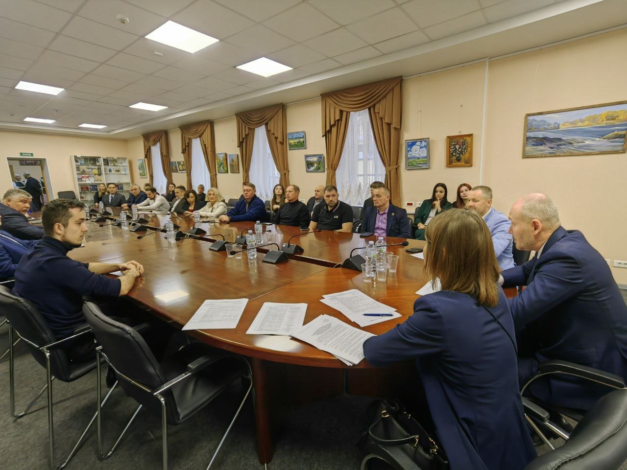 «Единая Россия» подвела итоги выборов в Ленинградской области - В Ленинградской области состоялось совещание с участием региональных федераций, в ходе которого были