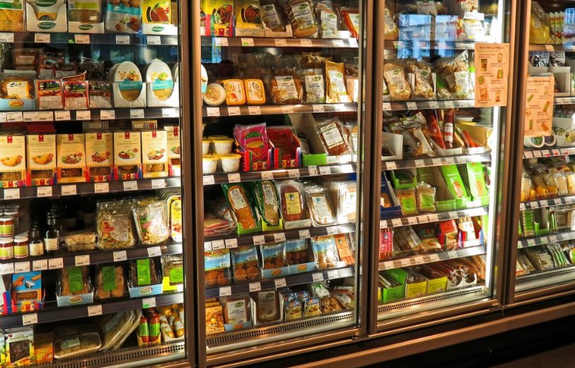 Назван популярный продукт, который будет дешеветь весь 2026 год - По словам экономиста, сливочное масло должно начать дешеветь в следующем году, поскольку рост цен на