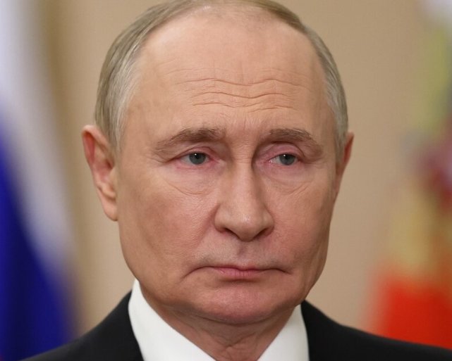 В ЕК заявили, что санкции не запрещают поездки Путину и Лаврову в страны Европы - В Евросоюзе заявили об отсутствии препятствий для поездки президента России в Венгрию.
