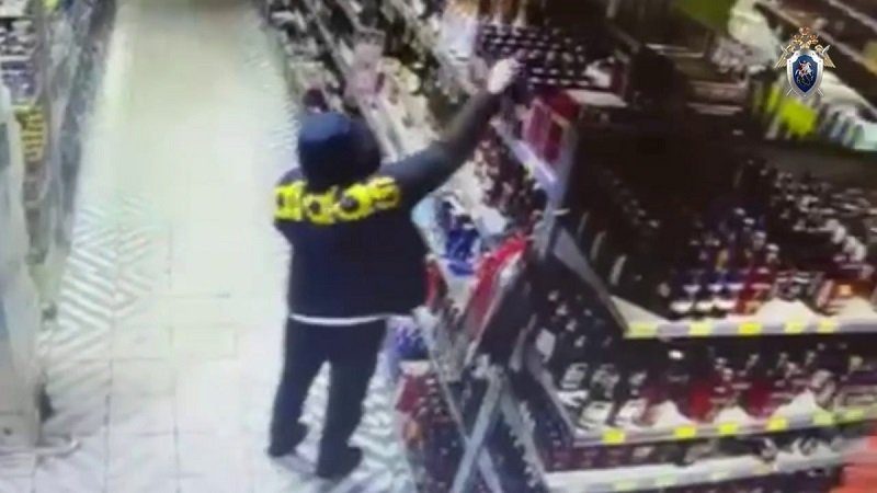 Попытался остановить: вор расправился с очевидцем возле магазина в Петербурге - Вечером 8 ноября возле продуктового магазина в Санкт–Петербурге произошла драка, в ходе которой поги