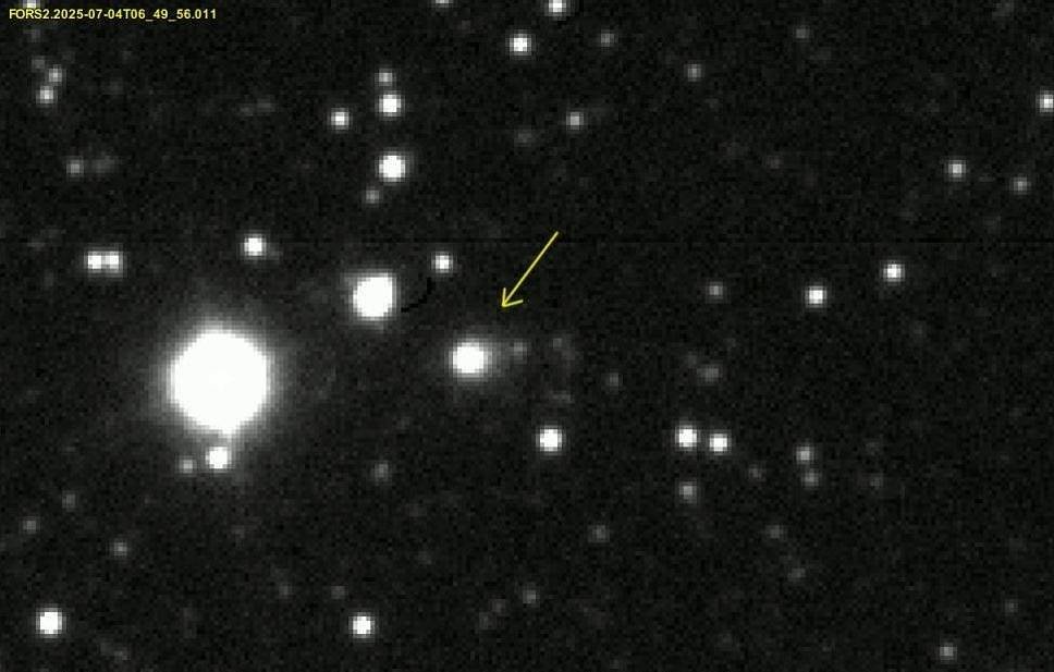 Космический объект 3I/ATLAS не разрушился возле Солнца. Ученый Гарварда считает, что это говорит о его искусственном происхождении - Об этом сообщил физик-теоретик и космолог Гарвардского университета Ави Леб.