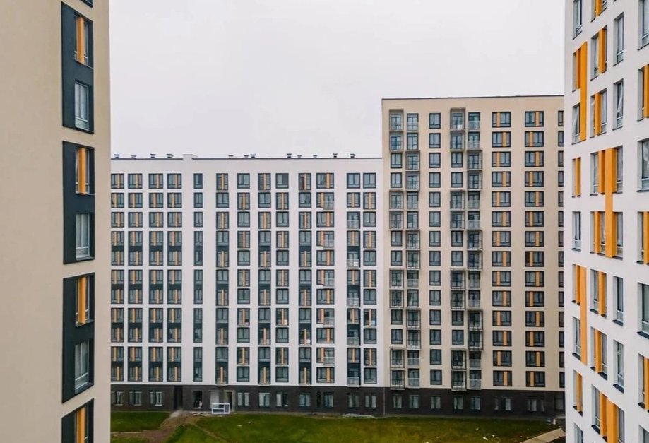 В Новосаратовке завершают строительство первых очередей двух крупных ЖК - Застройщик параллельно со строительством жилых комплексов обустраивает социальную инфраструктуру.