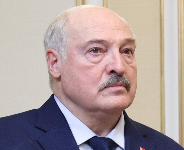 Лукашенко назвал число "Орешников", которые могут разместить в Белоруссии - По словам белорусского лидера, республика получит максимум 10 ракетных комплексов.